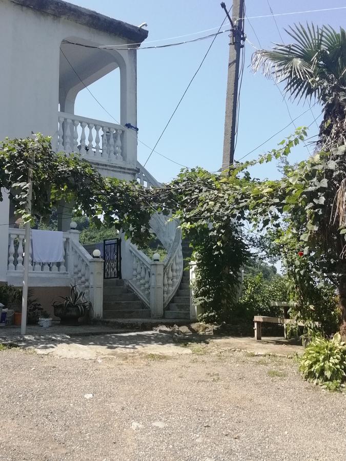 Geno Guest House Kvariati Buitenkant foto