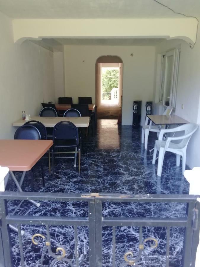 Geno Guest House Kvariati Buitenkant foto