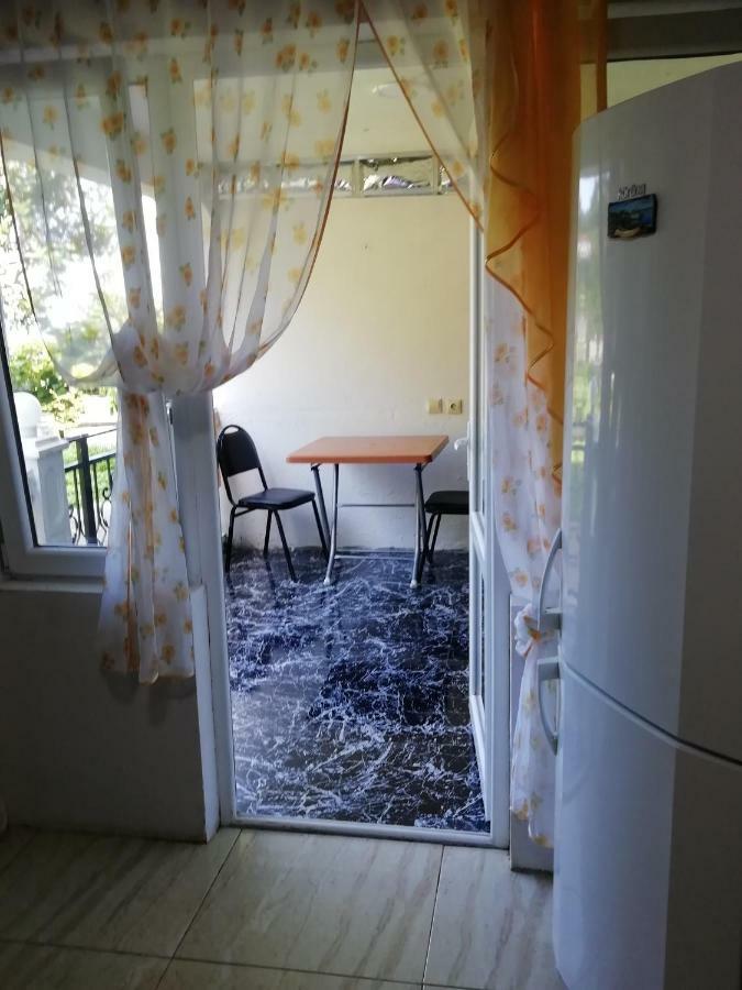 Geno Guest House Kvariati Buitenkant foto