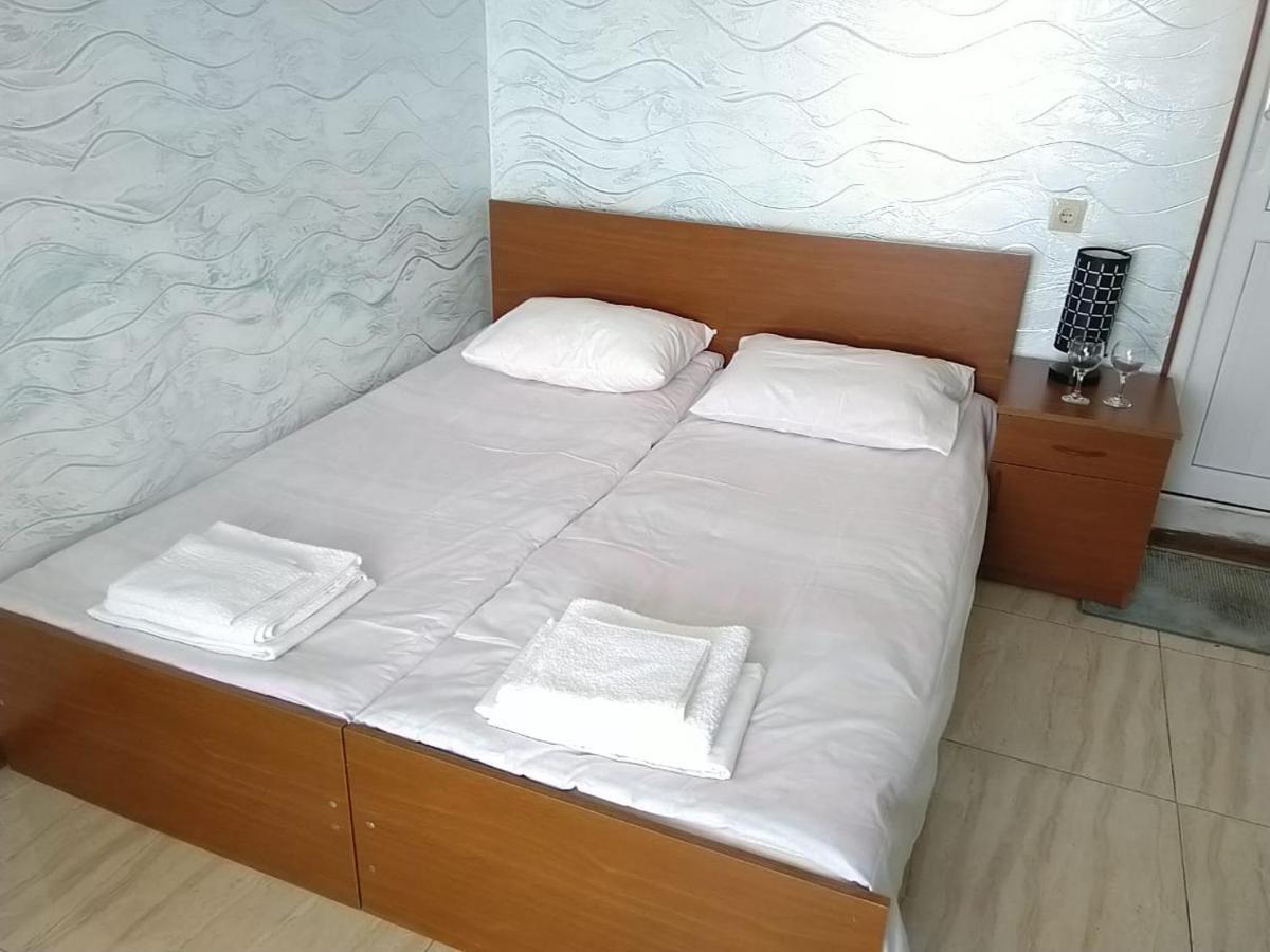 Geno Guest House Kvariati Buitenkant foto