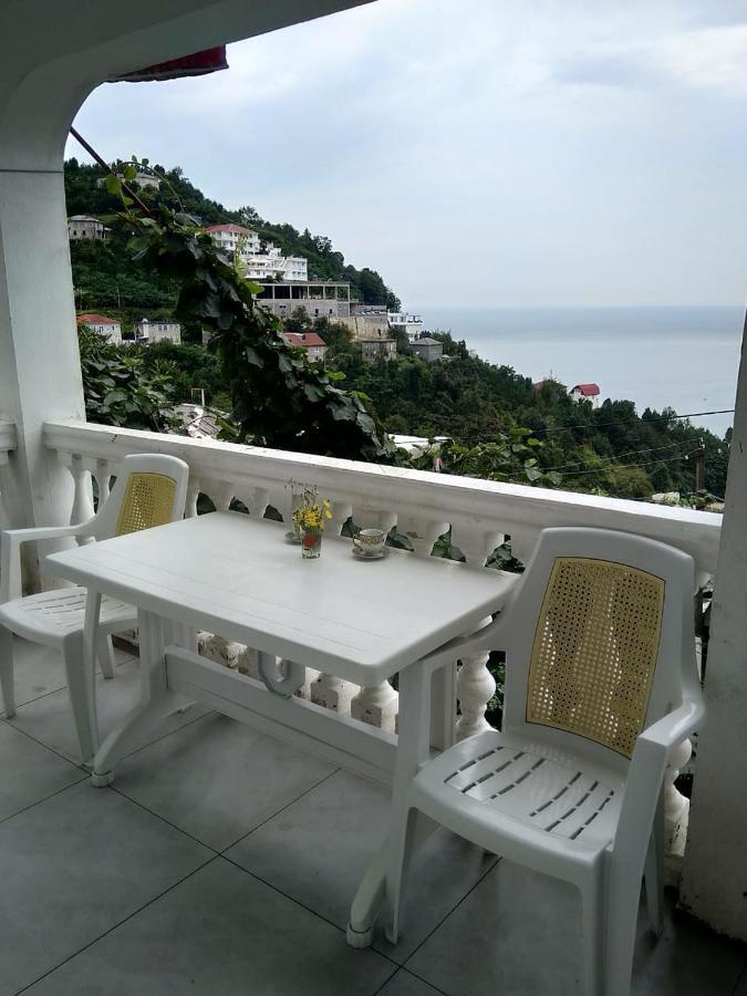 Geno Guest House Kvariati Buitenkant foto