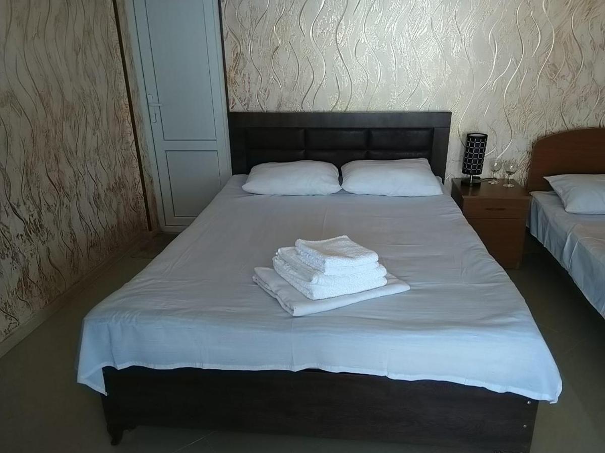 Geno Guest House Kvariati Buitenkant foto